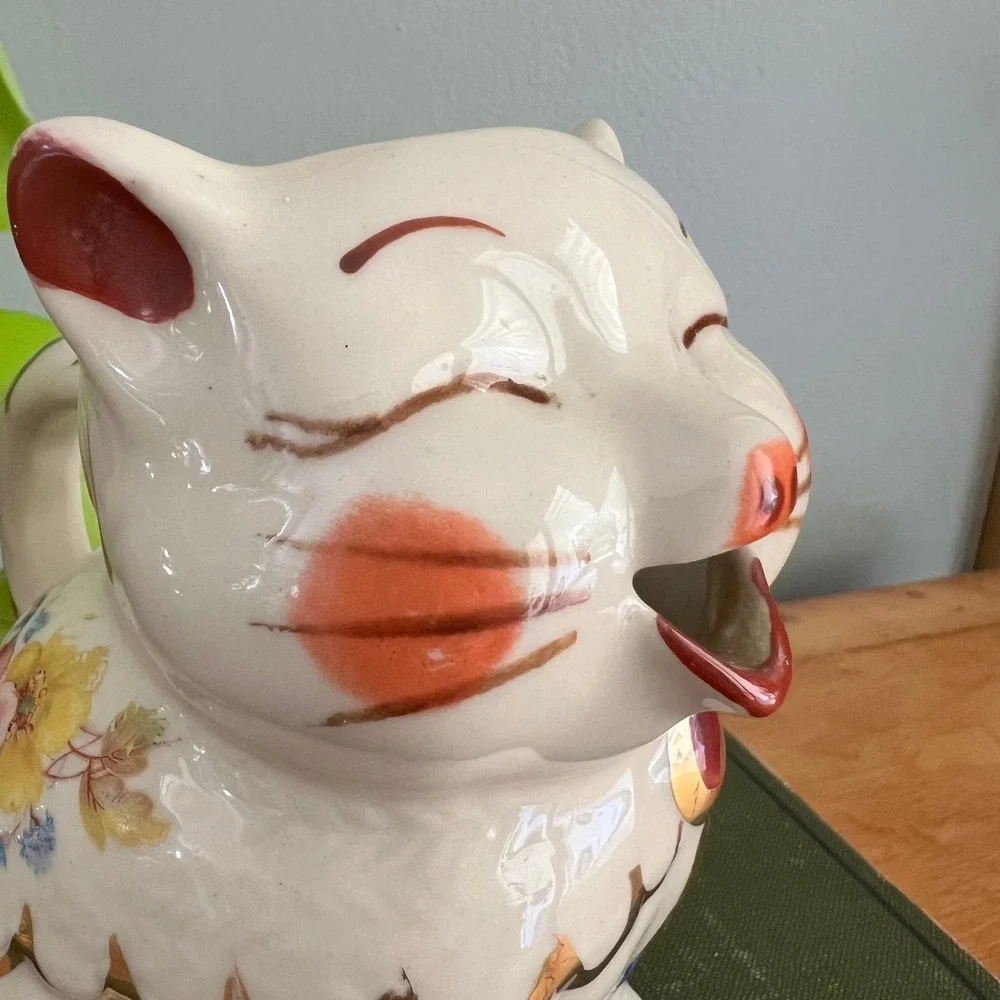 Vintage Shawnee Pottery Puss In Boots Creamer Floral Gold Gilt 1940s 1950s USA
